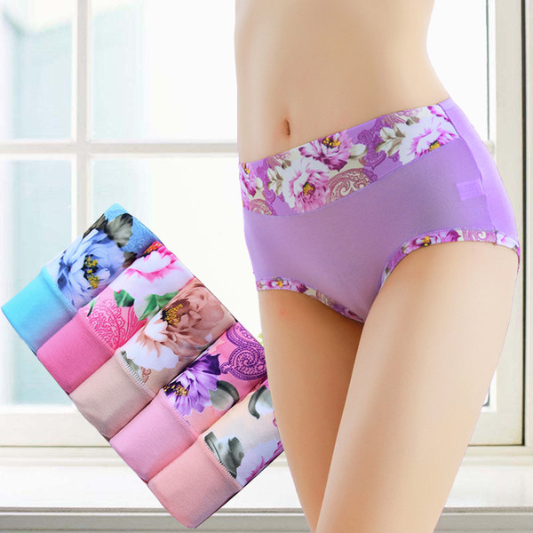 Set 5 slip de dama cu decor floral