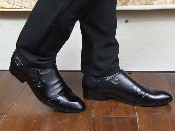 Pantofi barbatesti cu legaturi laterale in doua culori