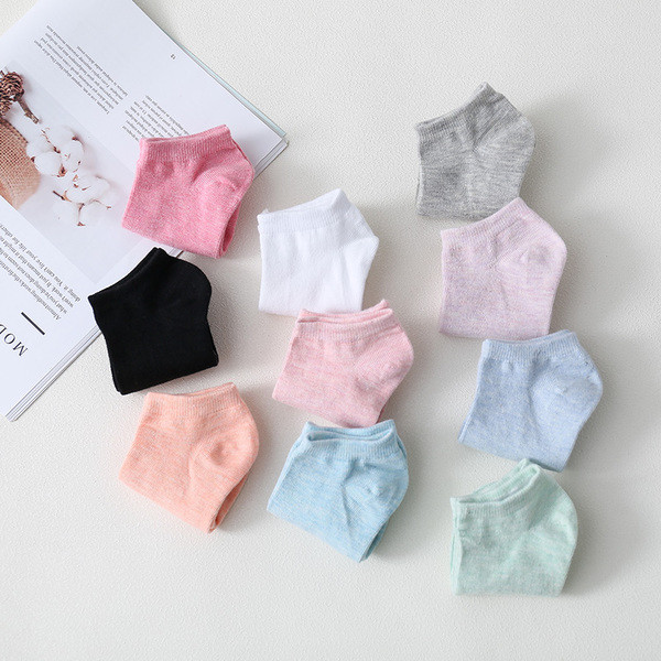 Γυναικείες κάλτσες σετ από 10 διαφορετικά χρώματα