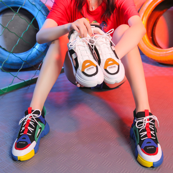 Tenisi dama semideschisi cu motiv piele intoarsa in doua culori