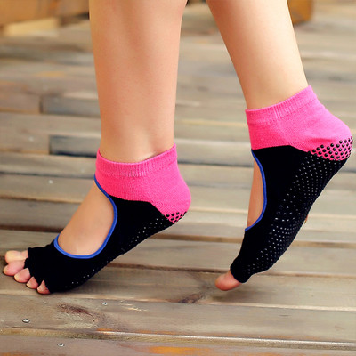 Sosete scurte de dama model semideschise in diferite culori