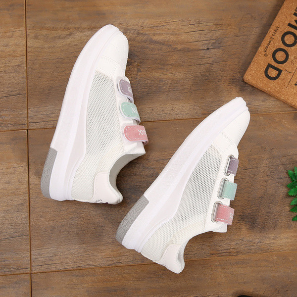 Adidași de damă proaspeți, cu petice colorate