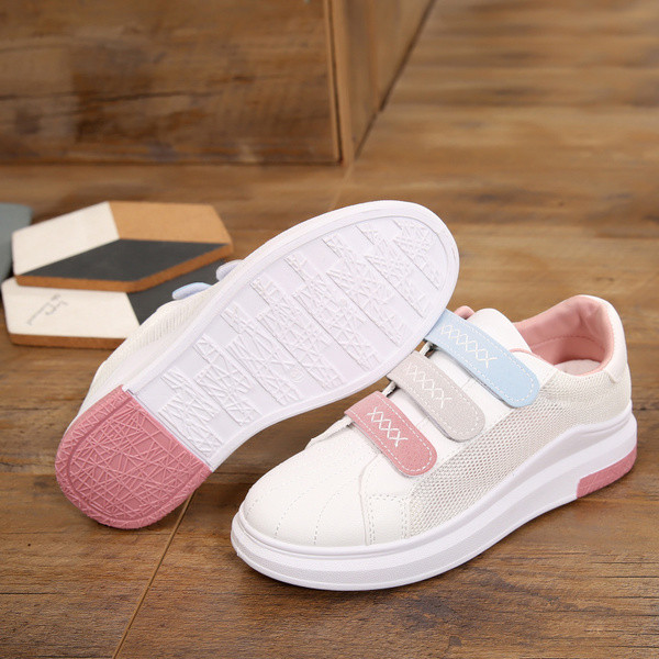 Adidași de damă proaspeți, cu petice colorate