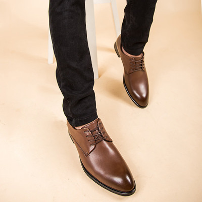 Pantofi barbatesti eleganti in doua culori - model ascutit