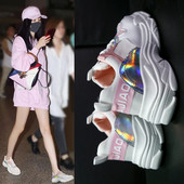 Γυναικεία αθλητικά παπούτσια με χοντρό πέλμα