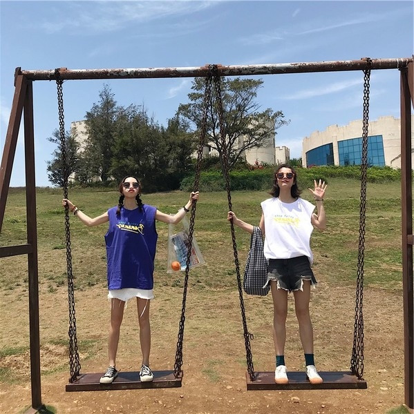 Maieu lung de damă cu aplicație în trei culori