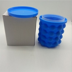 Διπλό θάλαμο σιλικόνης που περιέχει έως και 120 κύβους πάγου