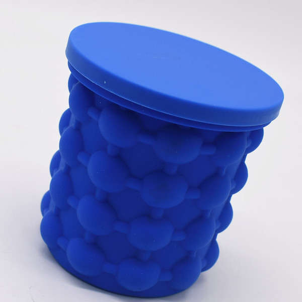 Διπλό θάλαμο σιλικόνης που περιέχει έως και 120 κύβους πάγου