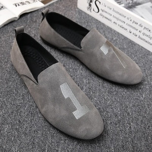 Mocasini de vara barbatesti in diferite modele cu motive colorate, broderii si imprimeu