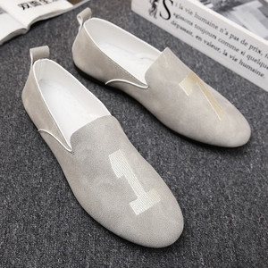 Mocasini de vara barbatesti in diferite modele cu motive colorate, broderii si imprimeu