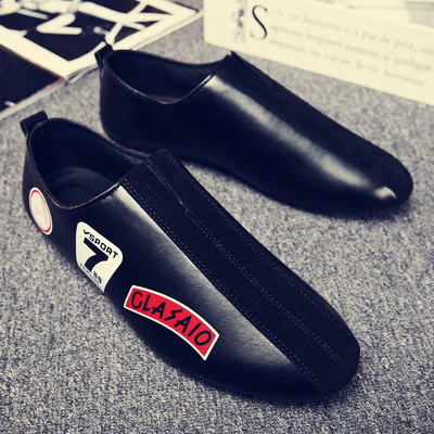 Mocasini de vara barbatesti in diferite modele cu motive colorate, broderii si imprimeu