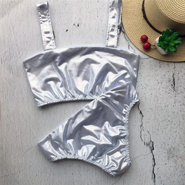 Costum de baie elegant de damă cu decor cu cataramă în două culori