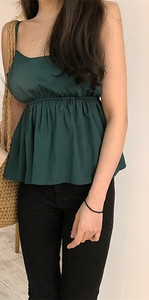 Maieu de damă cu bretele subțiri și spate deschis cu o panglică în trei culori