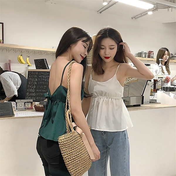 Maieu de damă cu bretele subțiri și spate deschis cu o panglică în trei culori