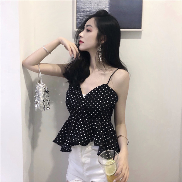 Maieu de damă simetric în alb și negru