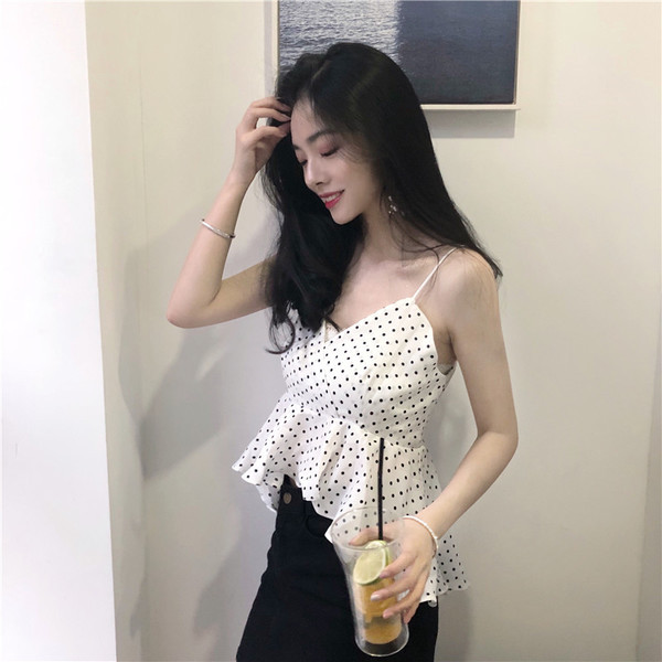 Maieu de damă simetric în alb și negru