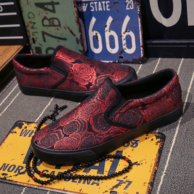 Mocasini moderni eleganti in mai multe modele cu imprimeu si broderie