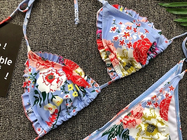 Costum de baie dama cu motive florale