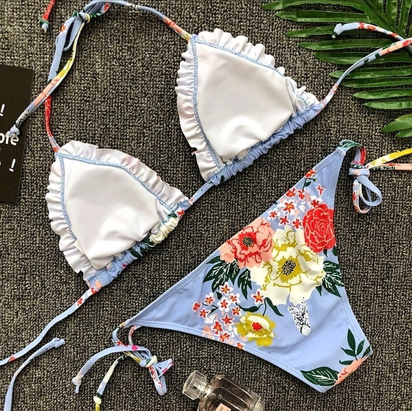 Costum de baie dama cu motive florale