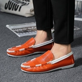 Ανδρικά δερμάτινα μοκασίνια με εξωτερική διακόσμηση