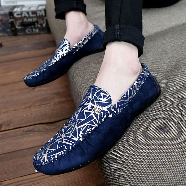 Mocasini eleganti de piele intoarsa pentru barbati cu forme geometrice