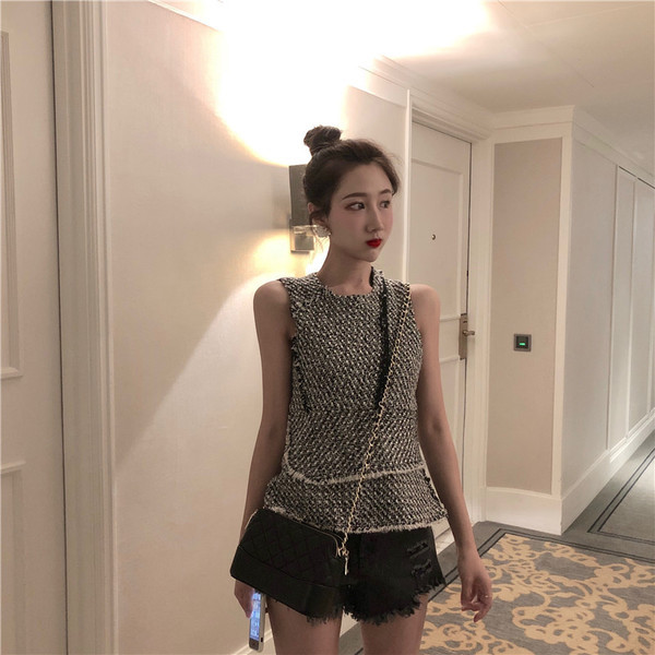 Maieu elegant pentru femei în alb-negru