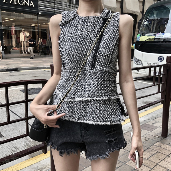 Maieu elegant pentru femei în alb-negru