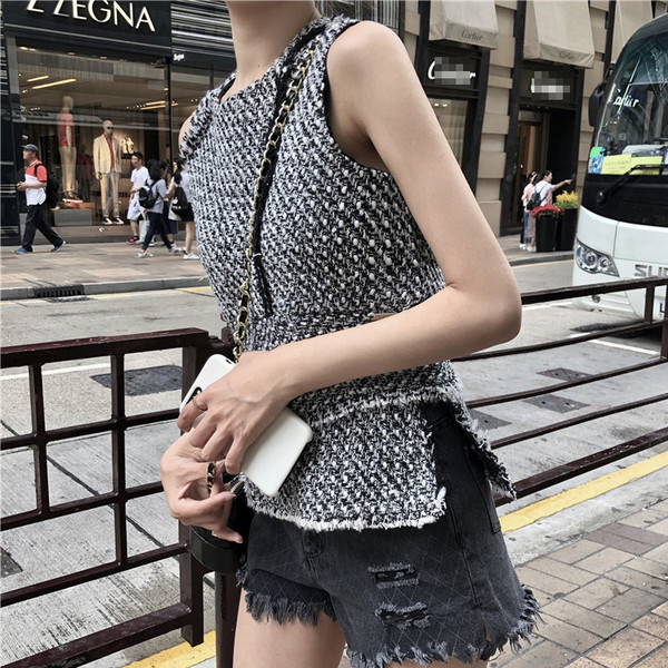 Maieu elegant pentru femei în alb-negru