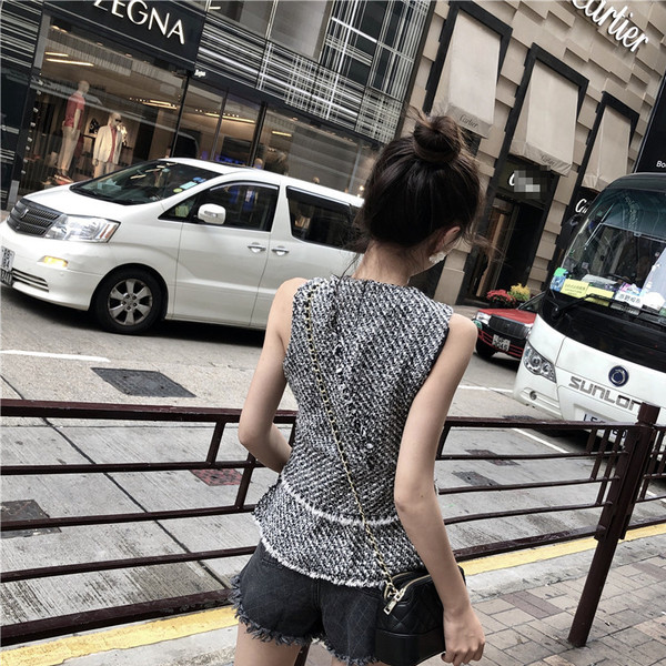 Maieu elegant pentru femei în alb-negru