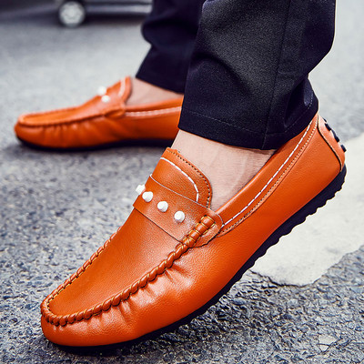 Mocasini pentru bărbați din piele ecologică moale cu nituri metalice