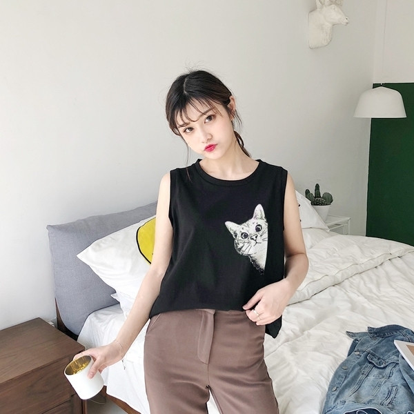 Maieu de damă cu aplicație în alb și negru