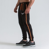 Costum sport barbati cu margini colorate in doua culori