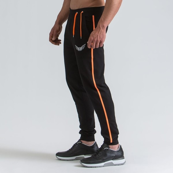 Costum sport barbati cu margini colorate in doua culori