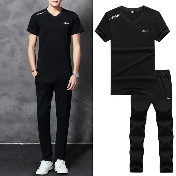 Echipa sportivă masculină - Tricou cu mâneci scurte și decolteu în V și pantaloni lungi