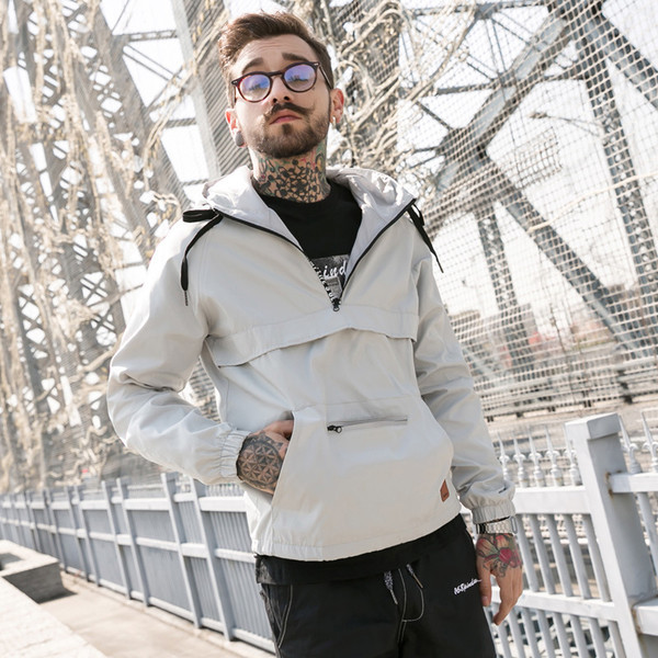 Ανδρική μπλούζα αθλητισμού με μεγάλη τσέπη σε τρία χρώματα