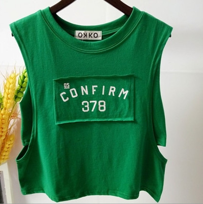 Maiou de zi cu zi pentru damă cu inscripție în mai multe culori - două modele