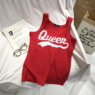 Maieu de damă cu o inscripție în cinci culori