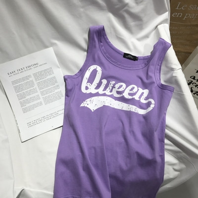 Maieu de damă cu o inscripție în cinci culori