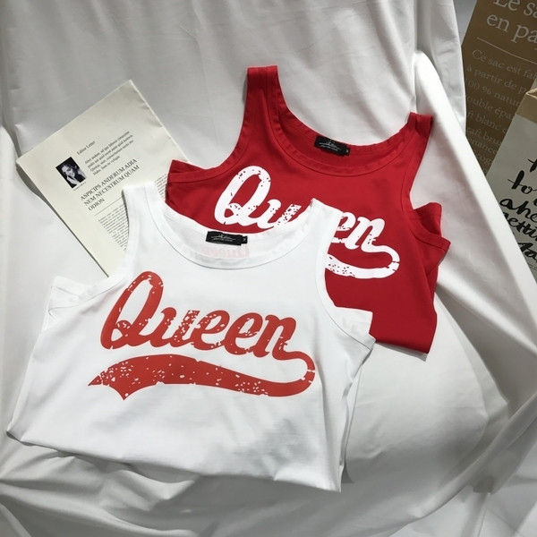 Maieu de damă cu o inscripție în cinci culori