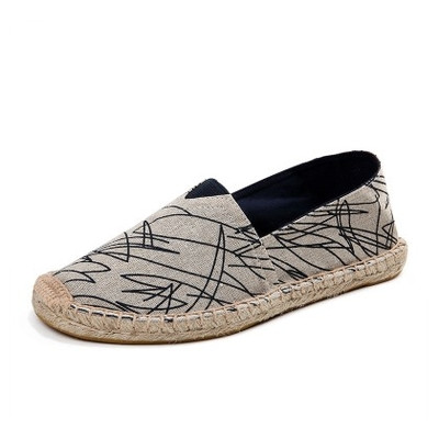 Ανδρικά μοκασίνια σε διάφορα σχέδια και χρώματα