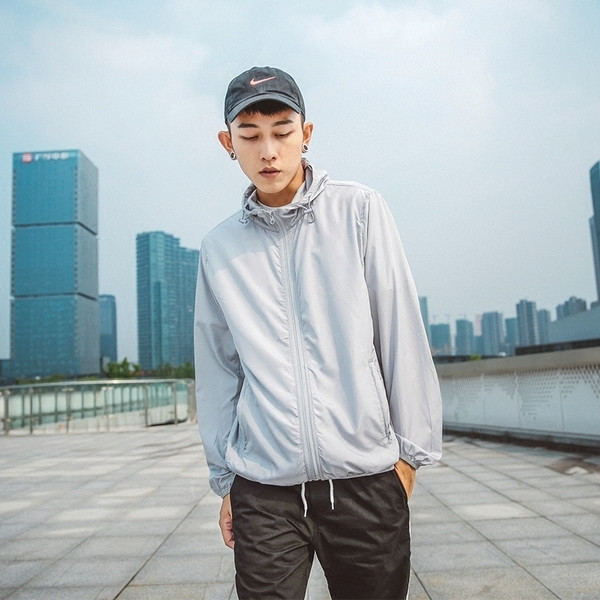 Top pentru bărbați sport de vară cu glugă în trei culori