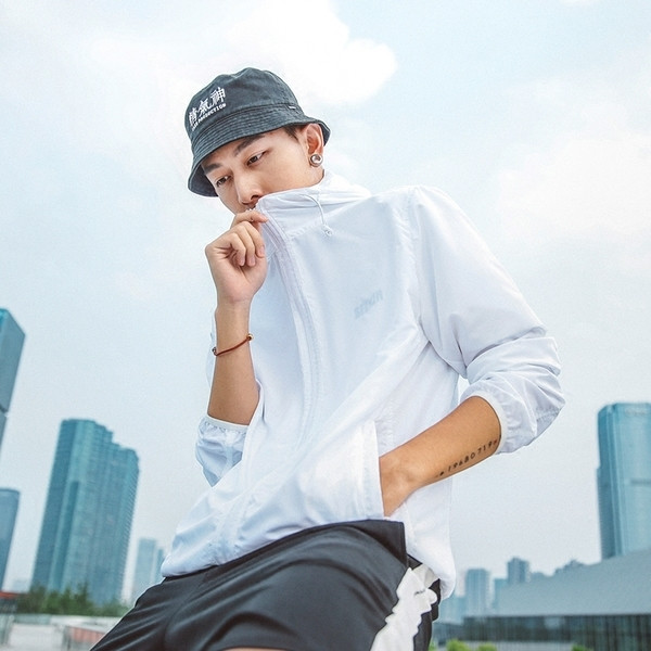 Top pentru bărbați sport de vară cu glugă în trei culori