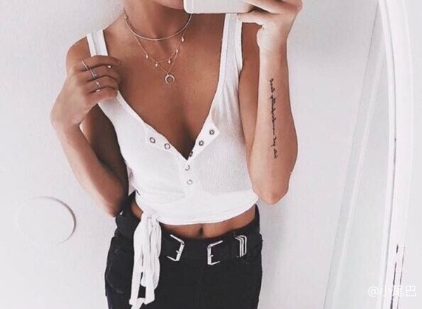 Maieu scurt de damă cu cravate și nasturi în patru culori