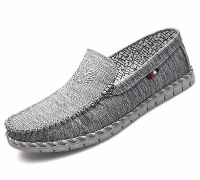 Mocasini pentru bărbați cu cusătură exterioară și broderie