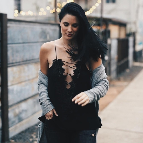 Maieu modern de dama cu dantela si cravate in doua culori