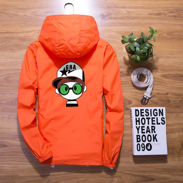 Top sport HIT Spring cu glugă și aplicație colorată pe spate în mai multe culori