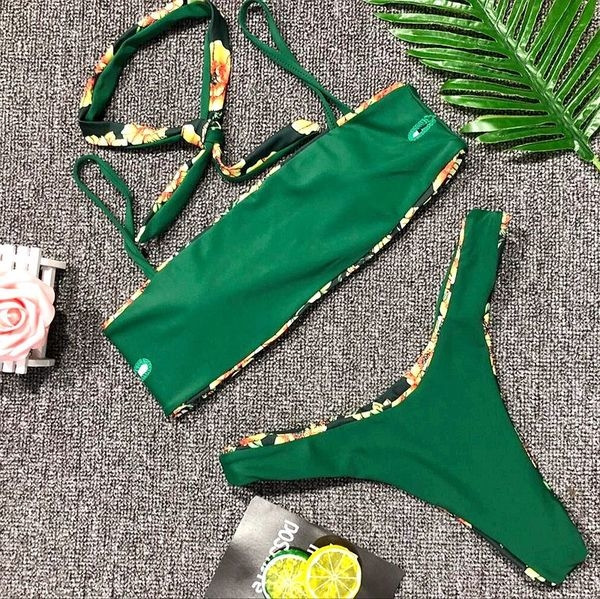 Costum de baie de dama proaspat de culoare verde cu decor floral
