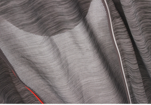 Top sport din bumbac cu glugă în mai multe culori