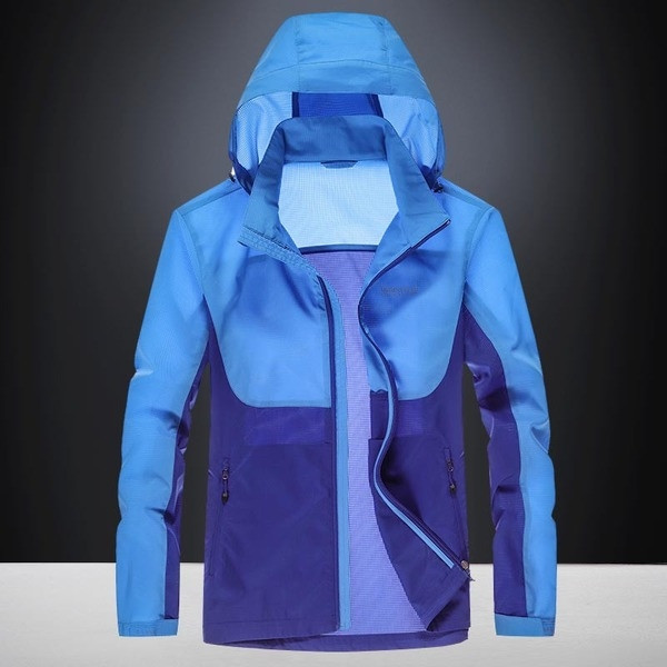 HIT Top sport pentru bărbați cu glugă în mai multe culori