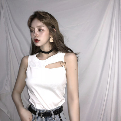 Γυναικεία μπλούζα σε τρία χρώματα με μεταλλική διακόσμηση